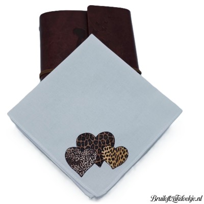 Zakdoek hartjes 1