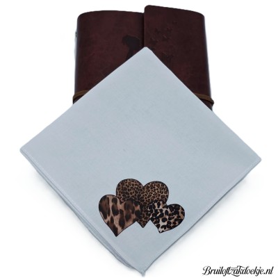 Zakdoek hartjes 3