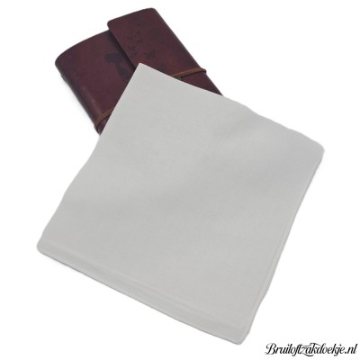 Herenzakdoek wit egaal Herenzakdoek wit egaal